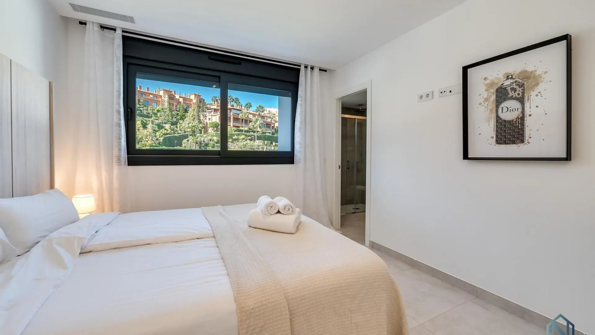 Newly Built 2 Bdrm Modern Oasis W Gym & Pool Apartment Estepona