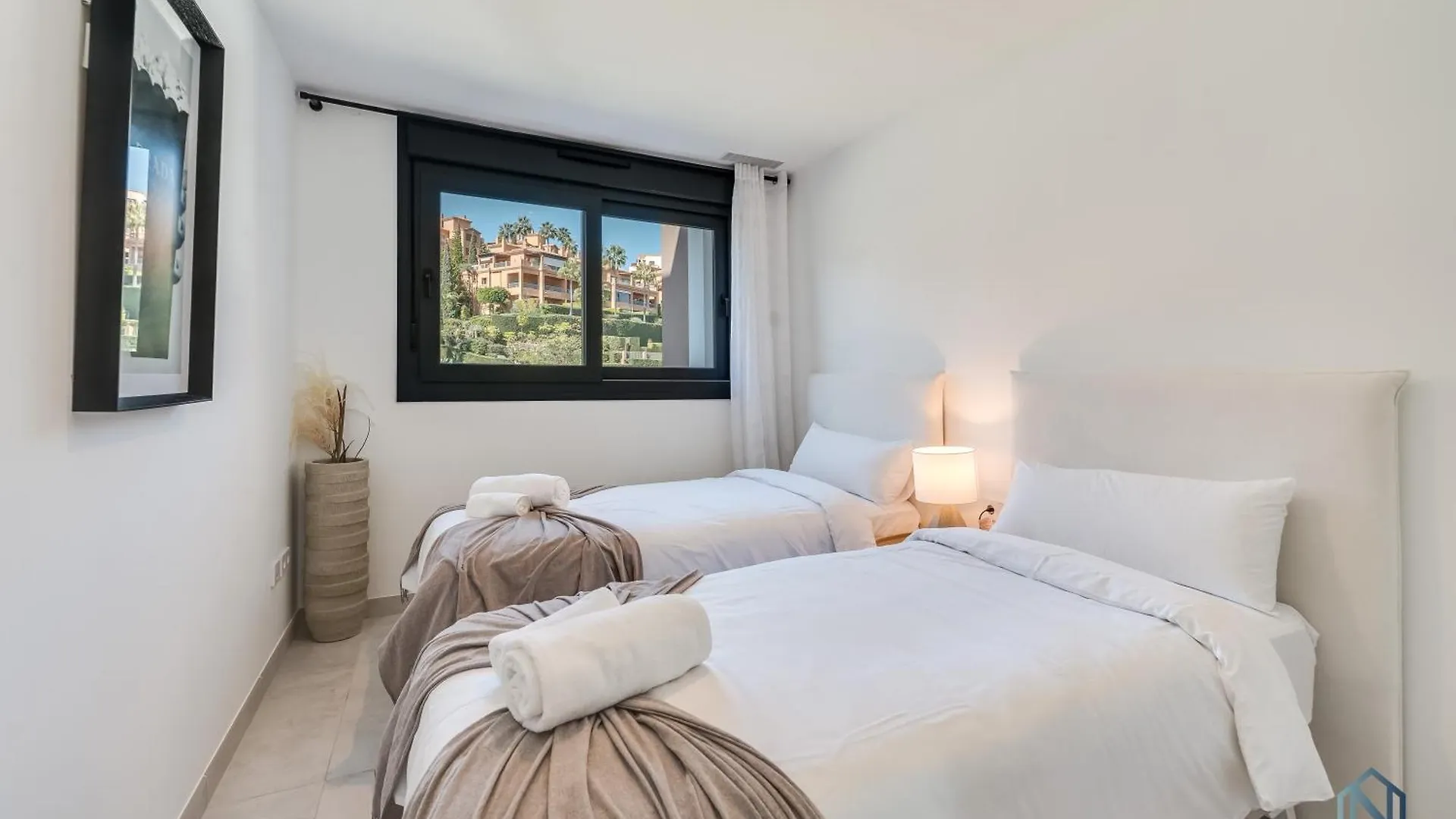 Newly Built 2 Bdrm Modern Oasis W Gym & Pool Apartment Estepona